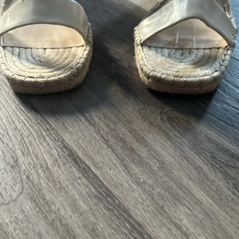 Vince Camuto Women’s Cream Strap   Wedge Espadrille Leather Sandals Size 10